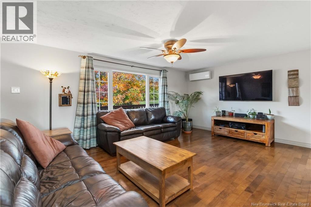 184 Branch Street Property Photo 8