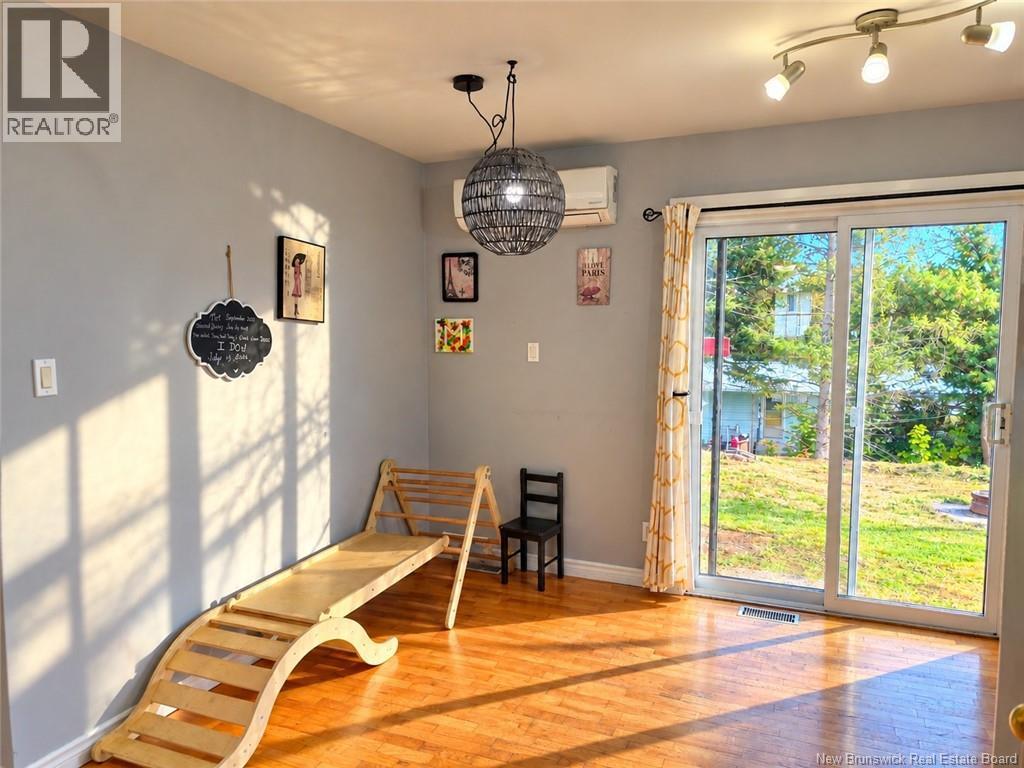 15 Bird Street Property Photo 5