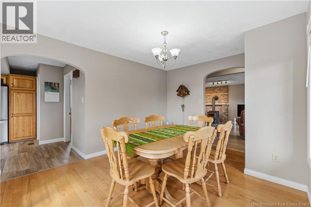 12 Thaddee Street Property Photo 19