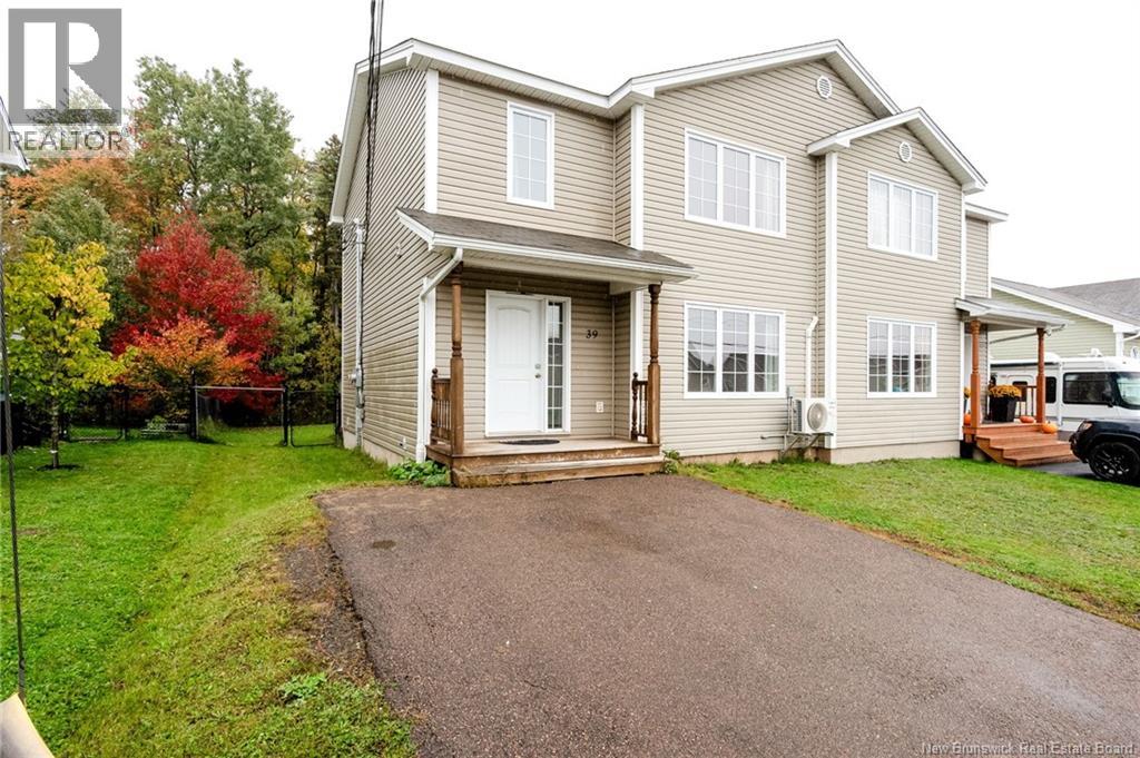 39 Senese Street Property Photo 2