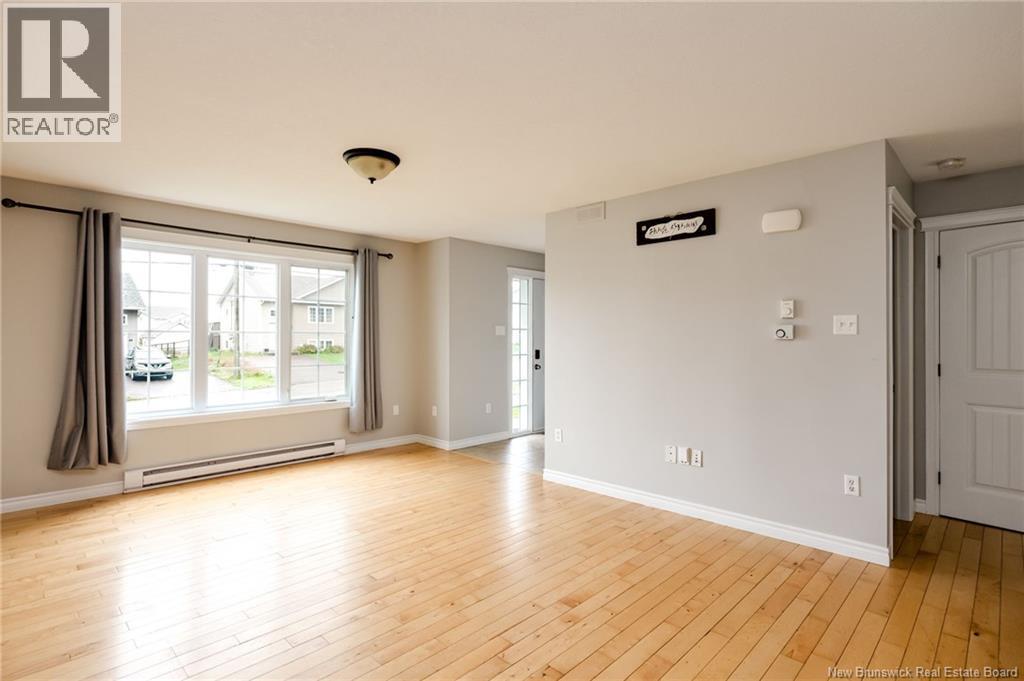39 Senese Street Property Photo 4