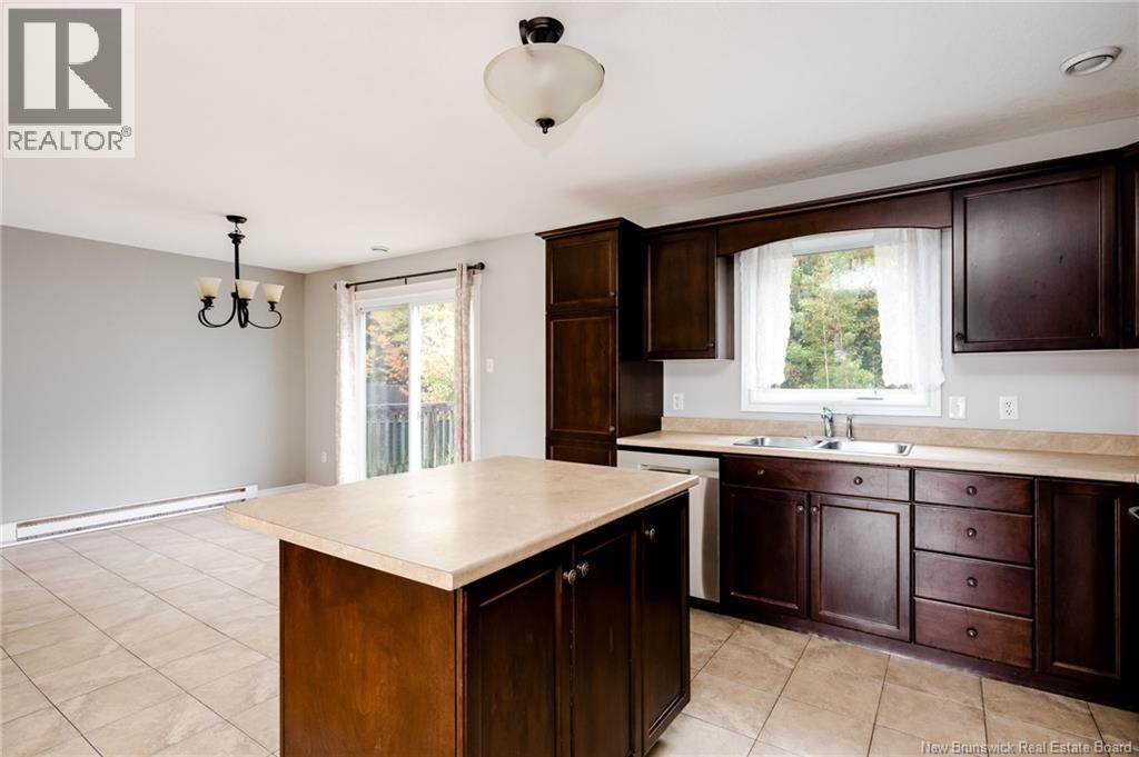 39 Senese Street Property Photo 5