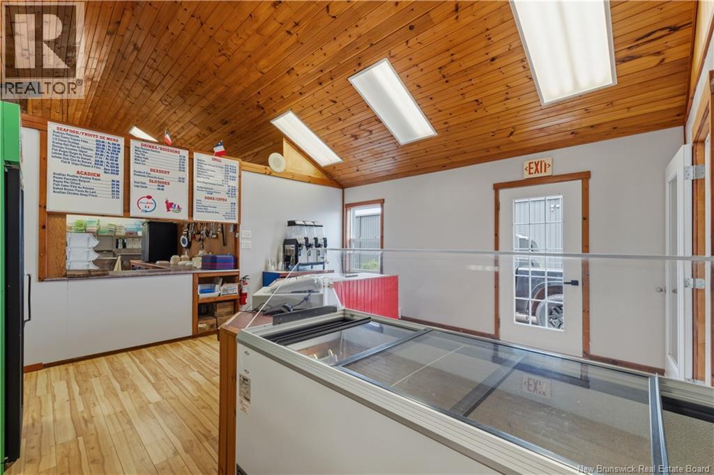 55 Ohio Road Property Photo 9