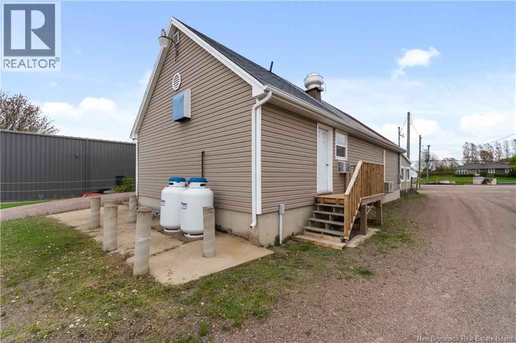 55 Ohio Road Property Photo 24