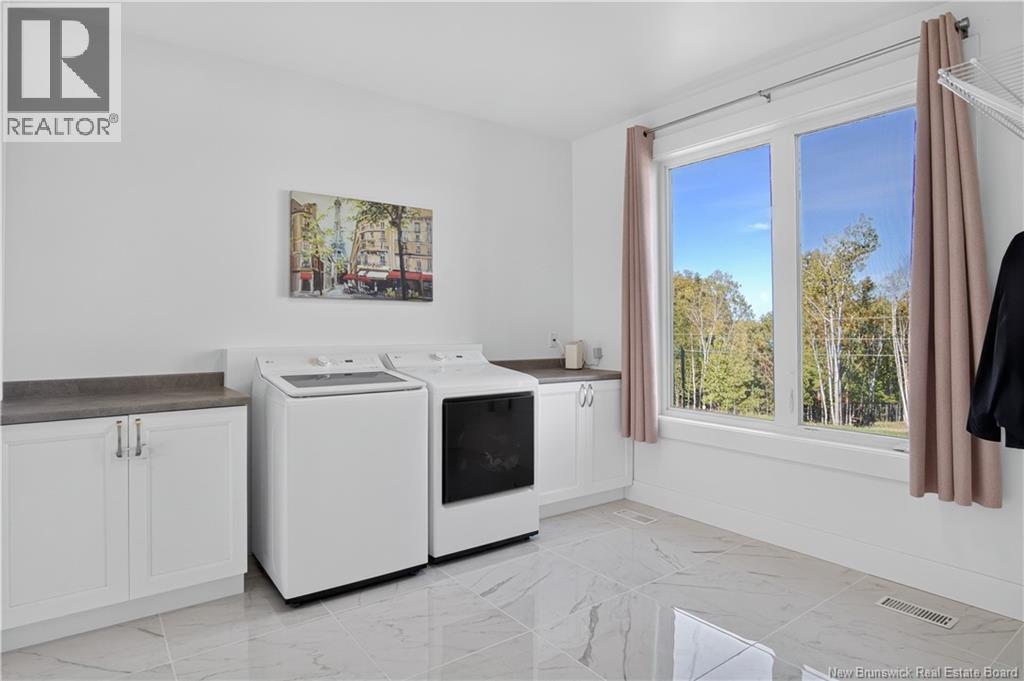 22 Carlingford Drive Property Photo 8