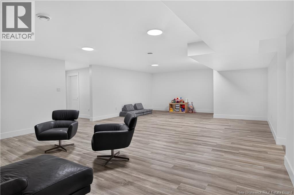 22 Carlingford Drive Property Photo 41