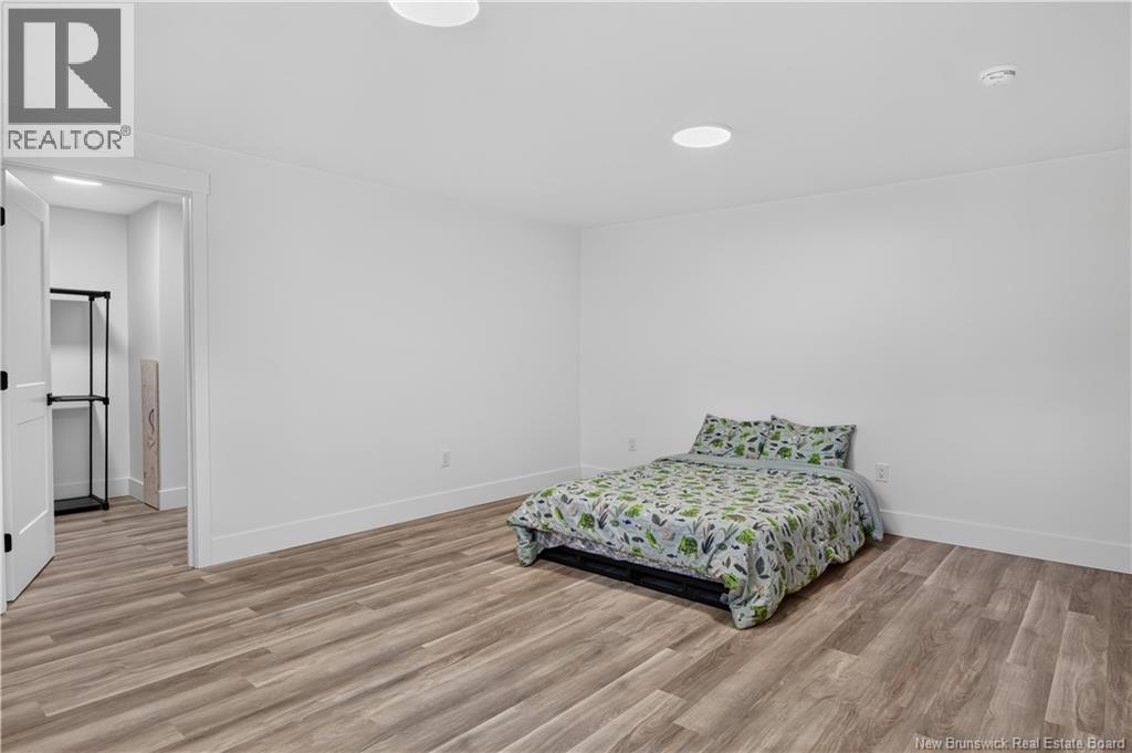 22 Carlingford Drive Property Photo 47