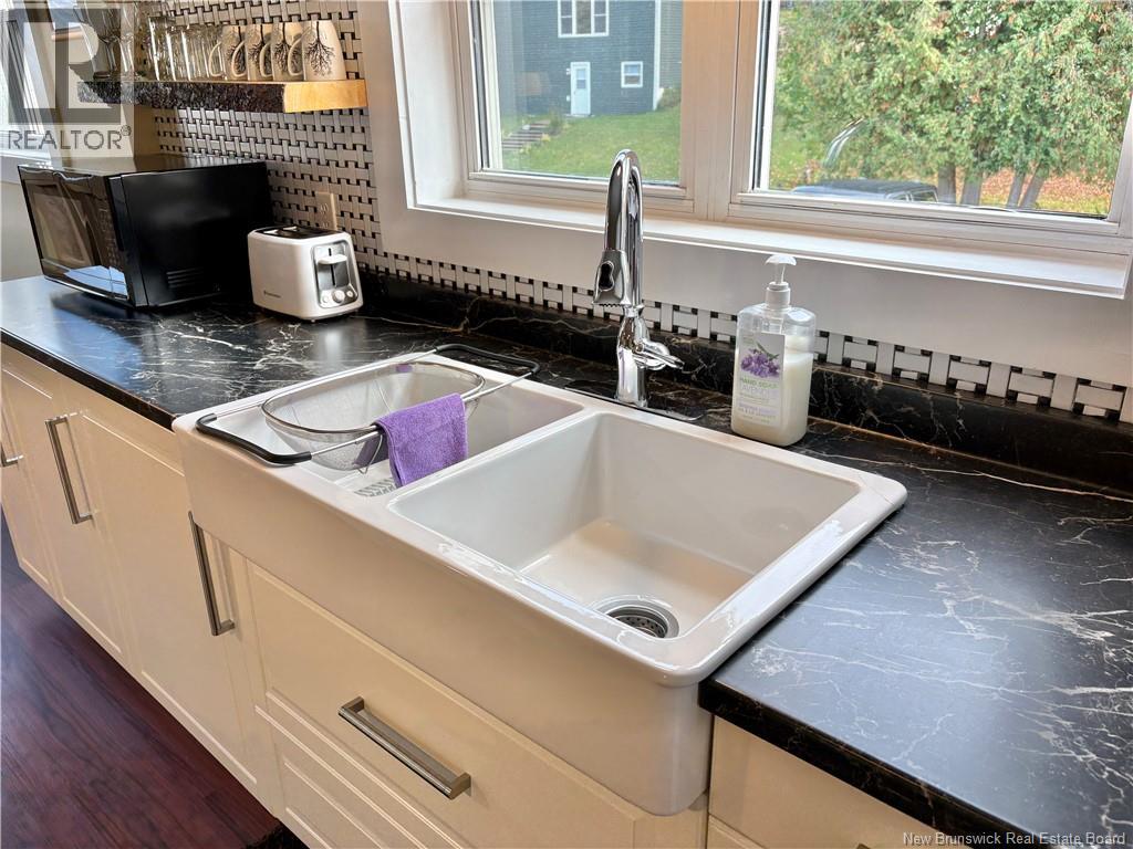 15 Underhill Street Property Photo 13