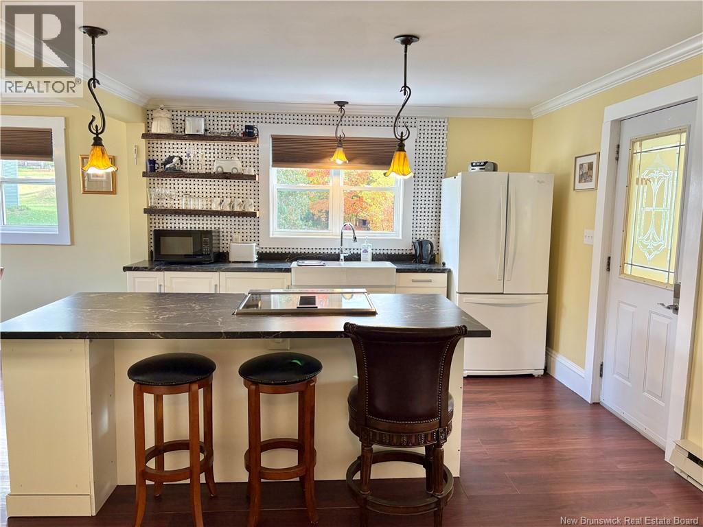 15 Underhill Street Property Photo 14