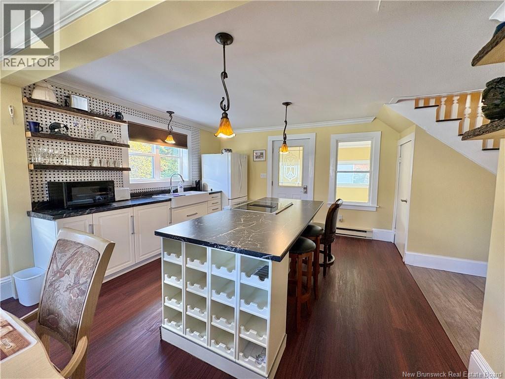 15 Underhill Street Property Photo 15