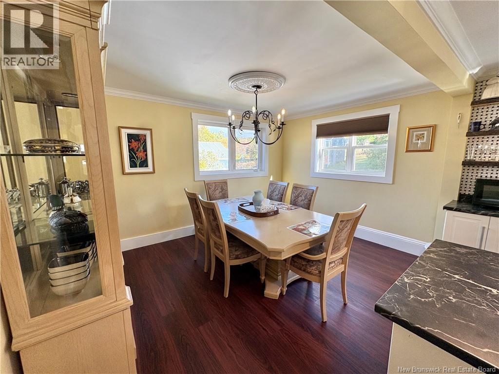 15 Underhill Street Property Photo 16