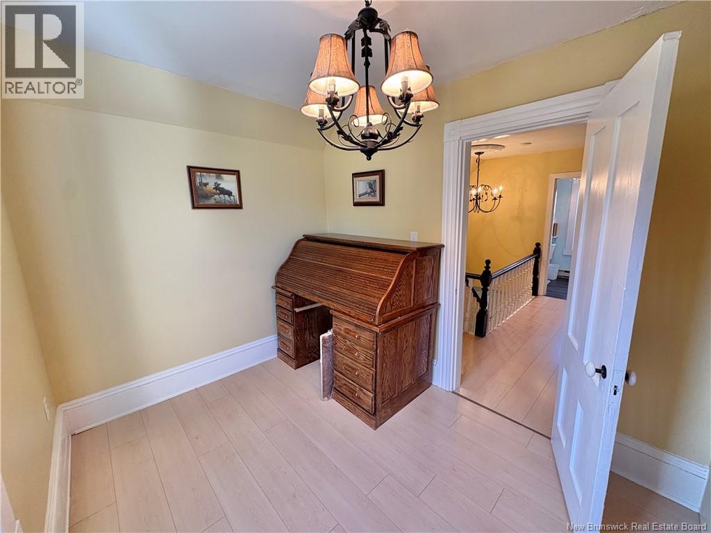 15 Underhill Street Property Photo 27