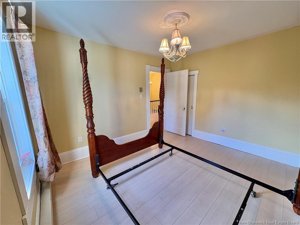 15 Underhill Street Property Photo 30