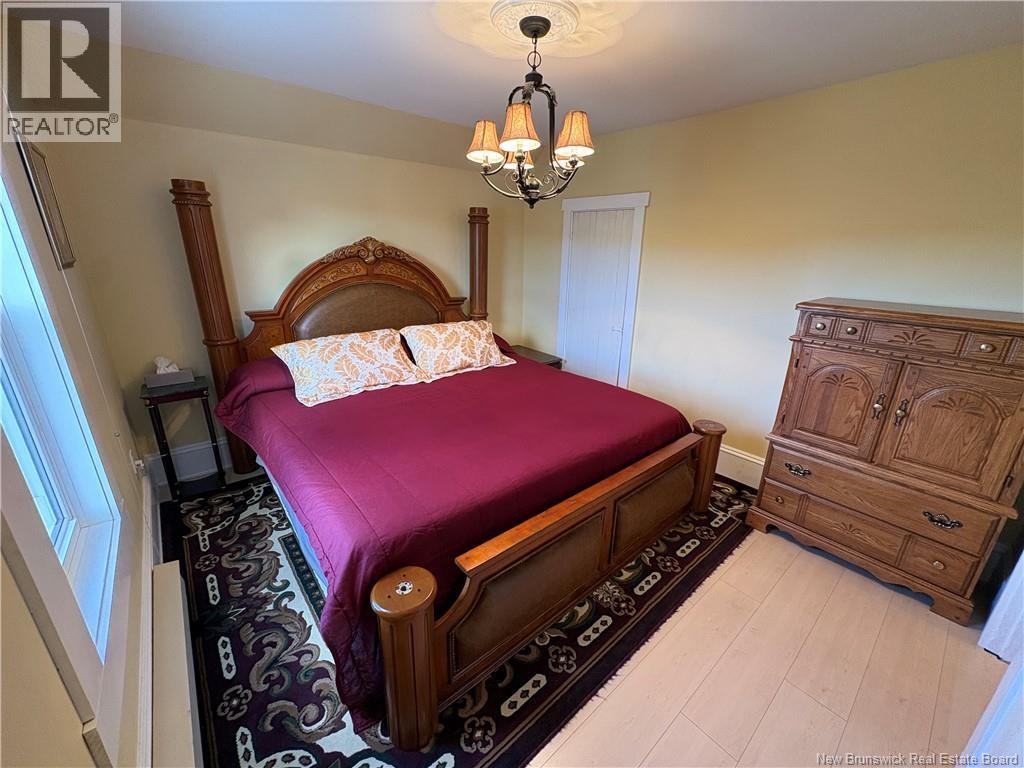 15 Underhill Street Property Photo 31