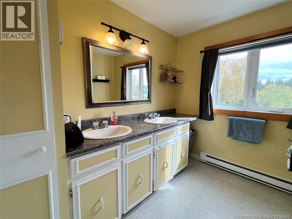 30 Hubert Street Property Photo 34