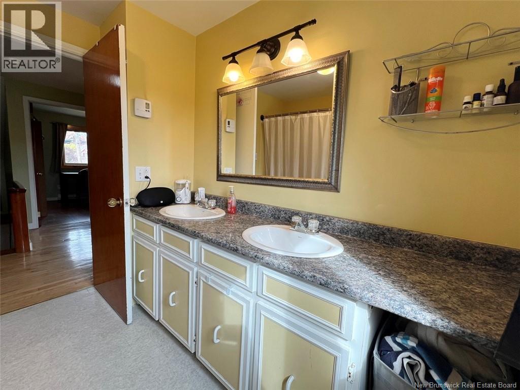 30 Hubert Street Property Photo 35