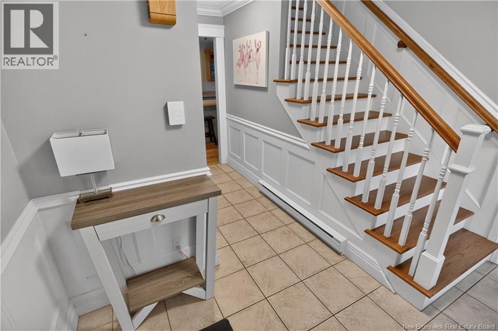 203 Twin Oaks Drive Property Photo 3