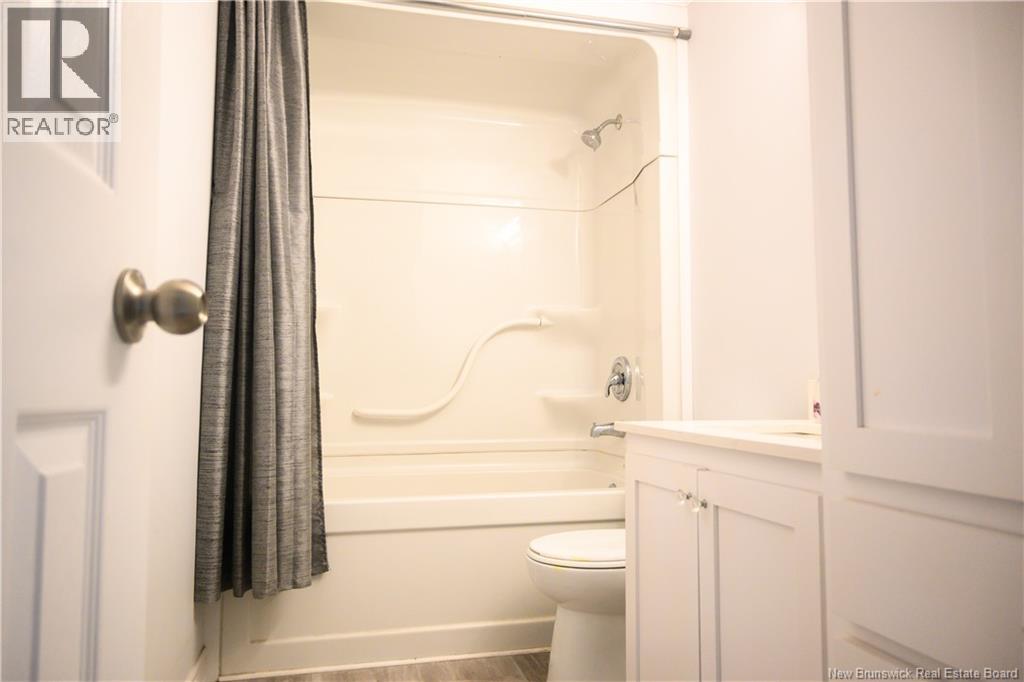 4 Robin Court Property Photo 11