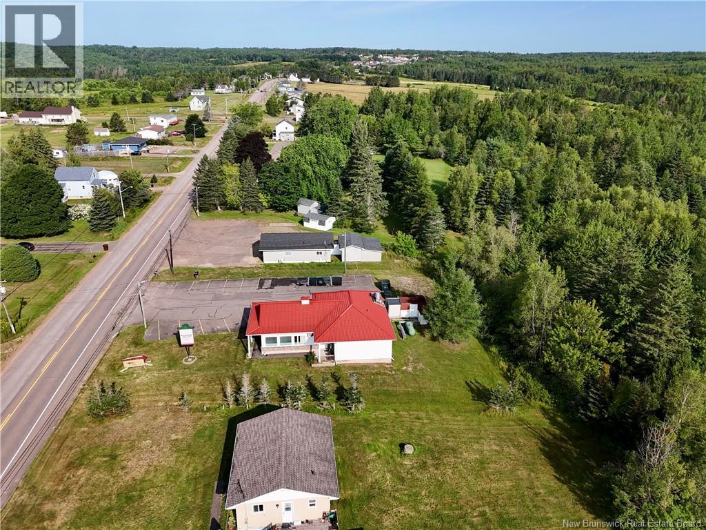 278 La Vallée Route Property Photo 7