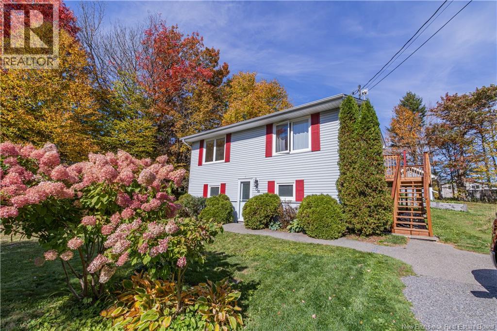 10 Birch Lane Property Photo 1
