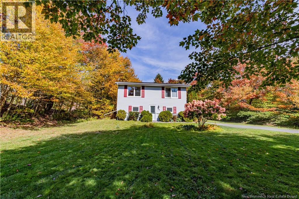 10 Birch Lane Property Photo 14