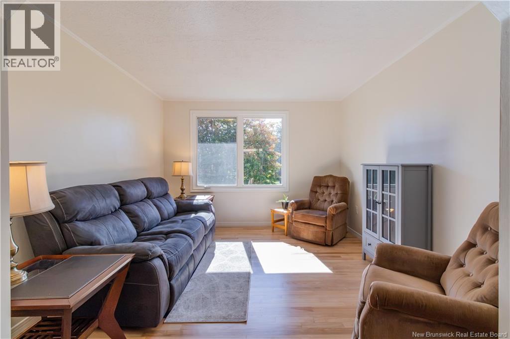 10 Birch Lane Property Photo 24
