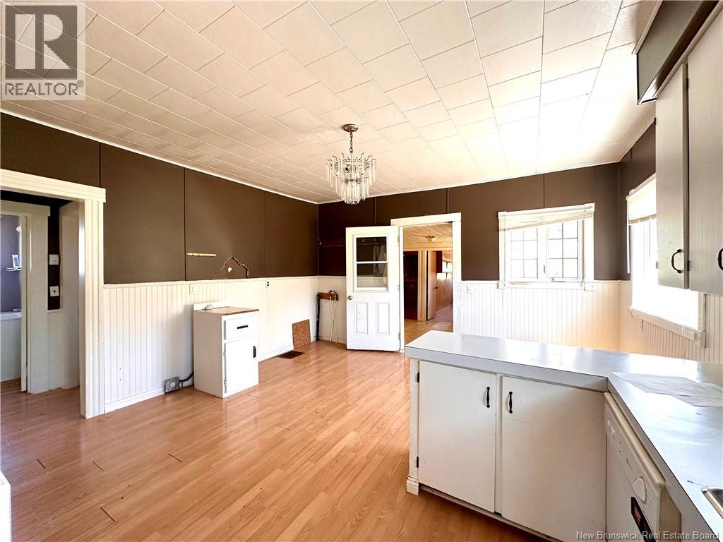 233 Hilldale Road Property Photo 7