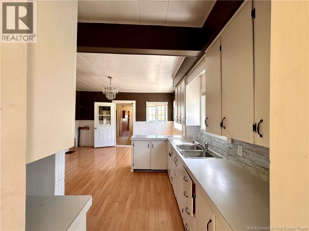 233 Hilldale Road Property Photo 10