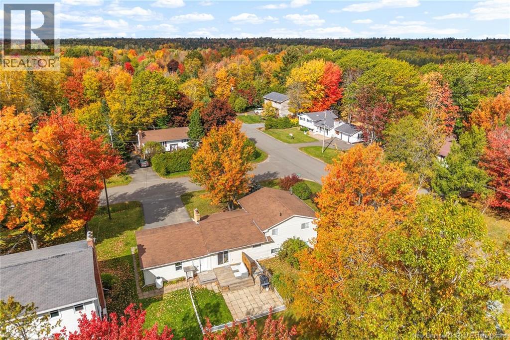 5 Deer Lane Property Photo 3