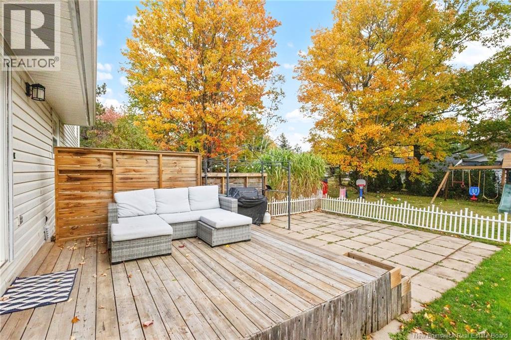 5 Deer Lane Property Photo 35