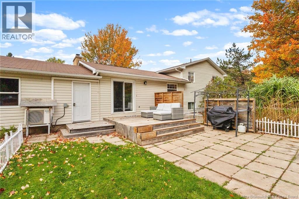 5 Deer Lane Property Photo 37
