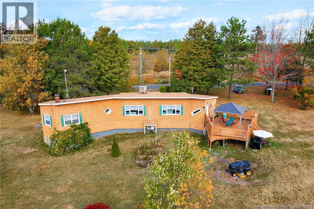 1520 Cox Point Road Property Photo 3