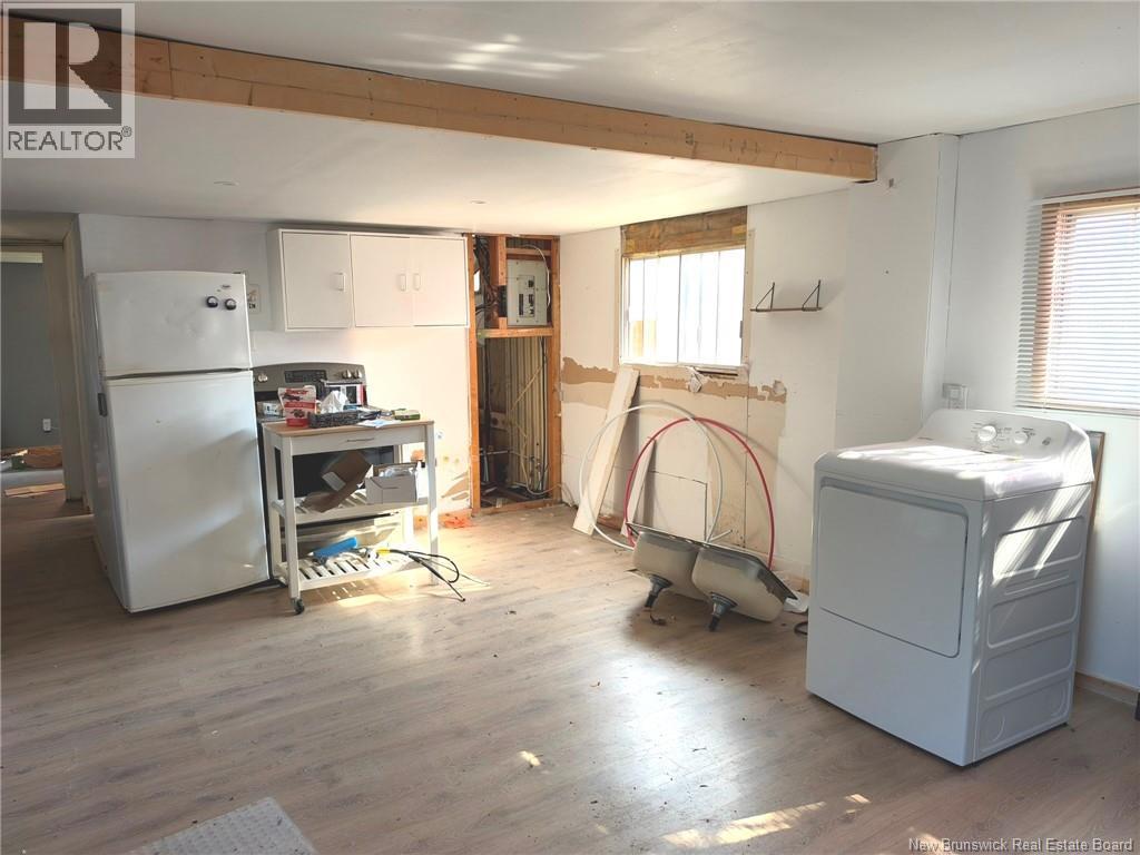 41 Rocket Avenue Property Photo 2