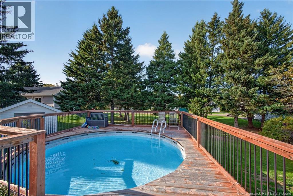 21 Champlain Property Photo 11