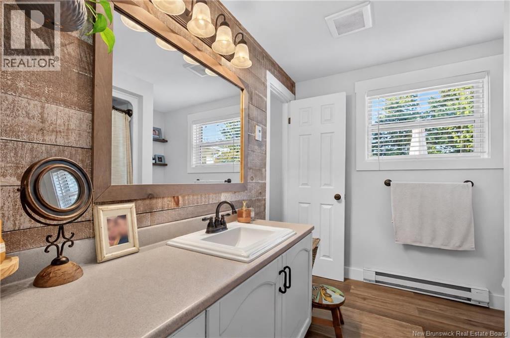21 Champlain Property Photo 29