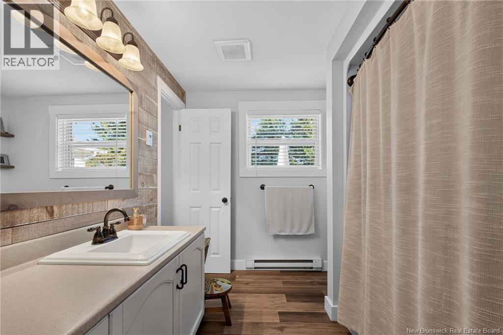 21 Champlain Property Photo 30