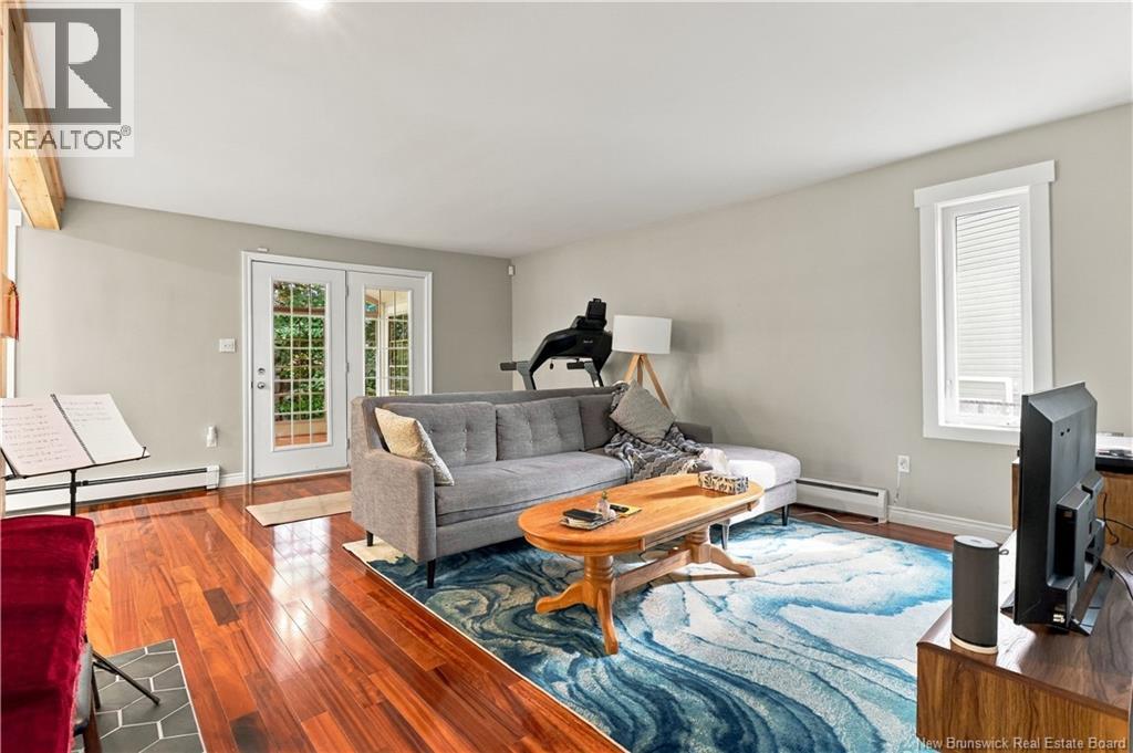 41 Simcoe Court Property Photo 14
