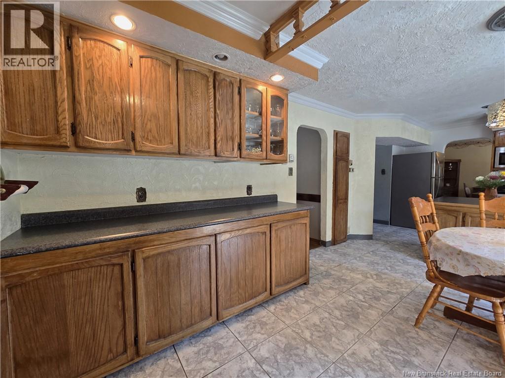 53 Hector Property Photo 11