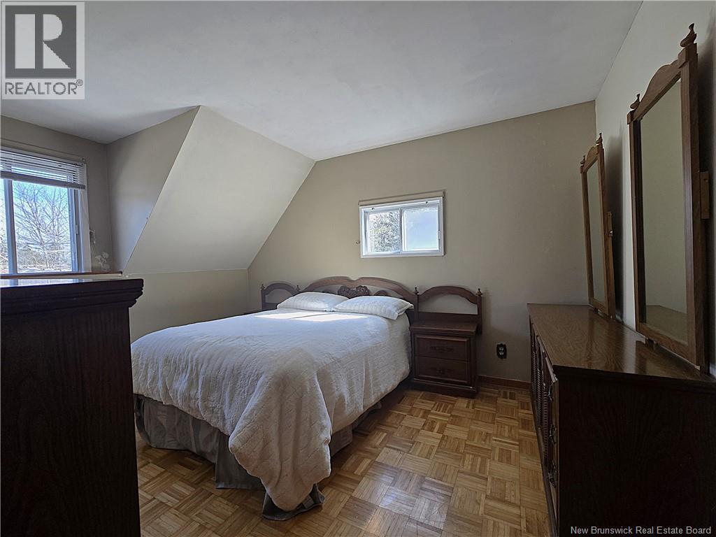 53 Hector Property Photo 30
