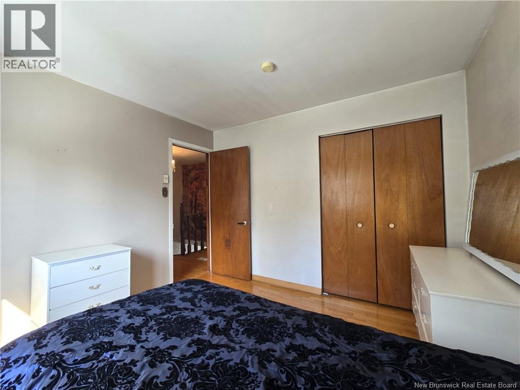 53 Hector Property Photo 34
