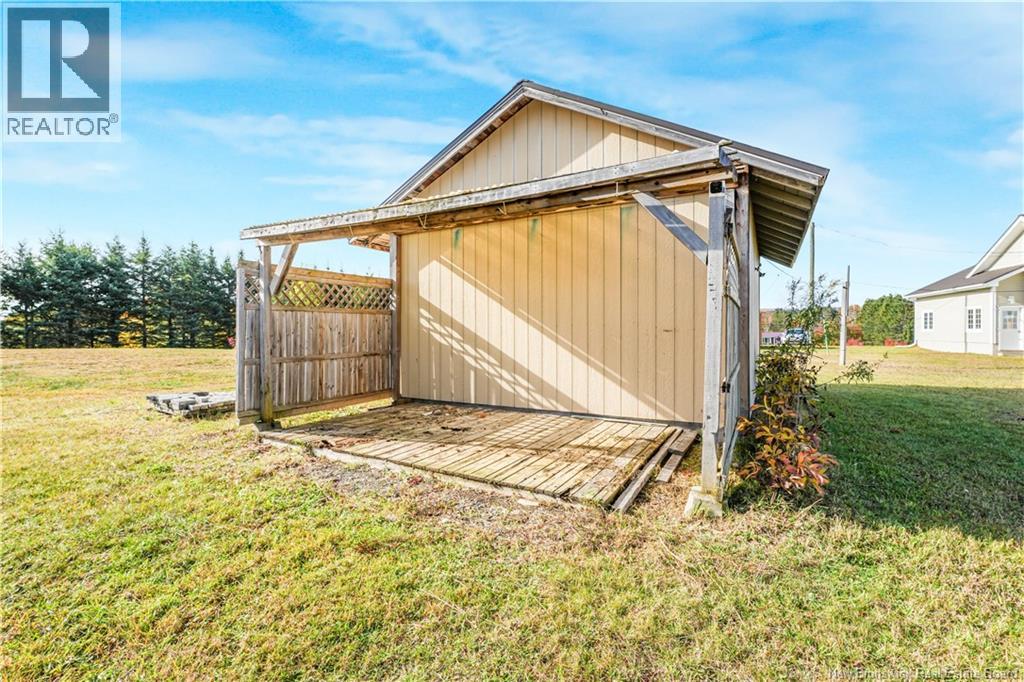 10522 Route 105 Property Photo 38