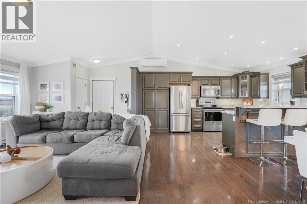 34 Milbury Road Property Photo 3