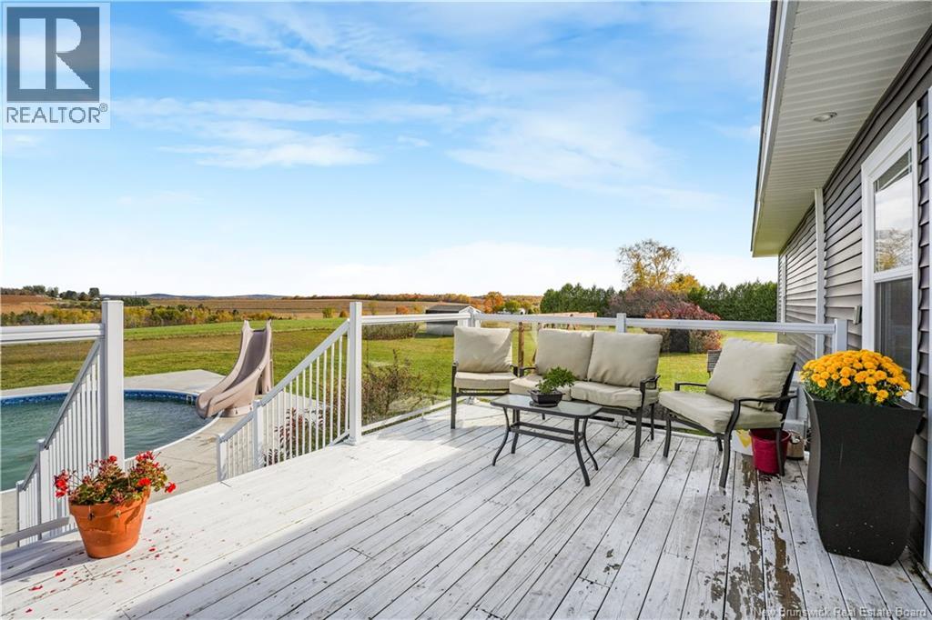 34 Milbury Road Property Photo 40