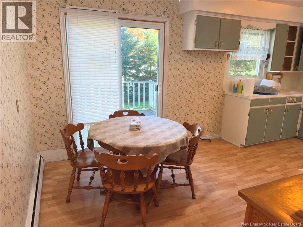 107 Kenmore Drive Property Photo 4