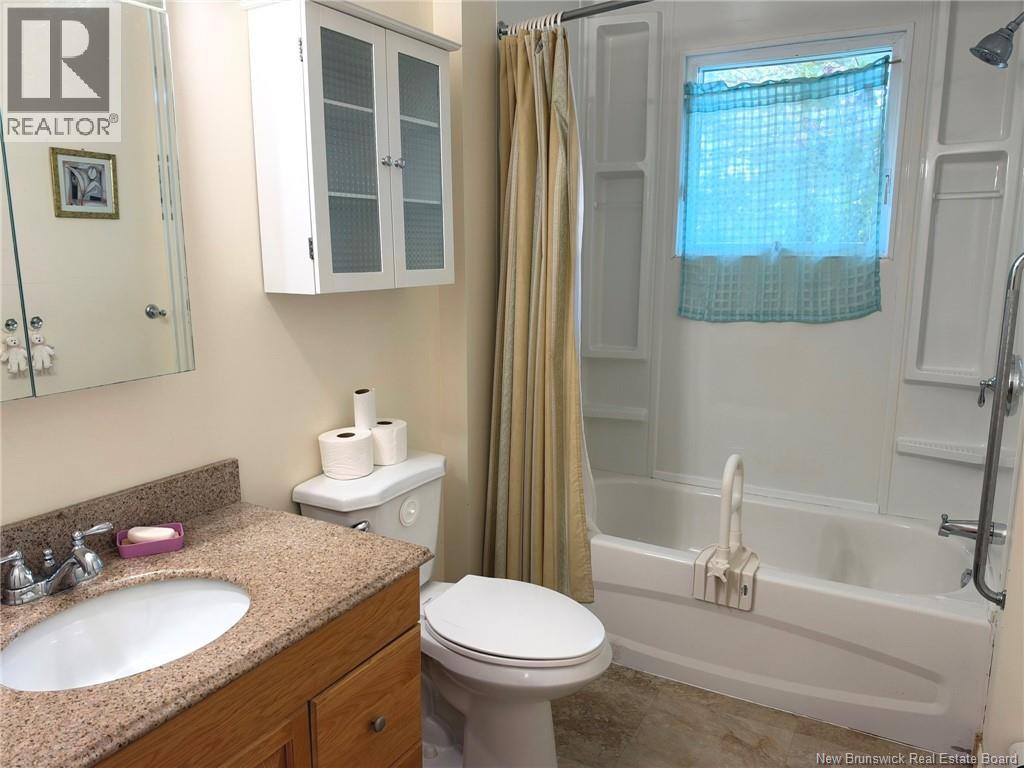 107 Kenmore Drive Property Photo 11