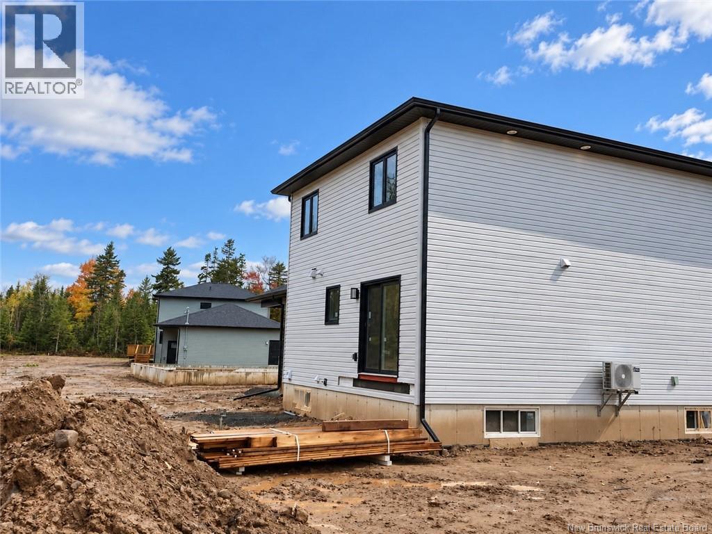 196 Carrington Drive Property Photo 3