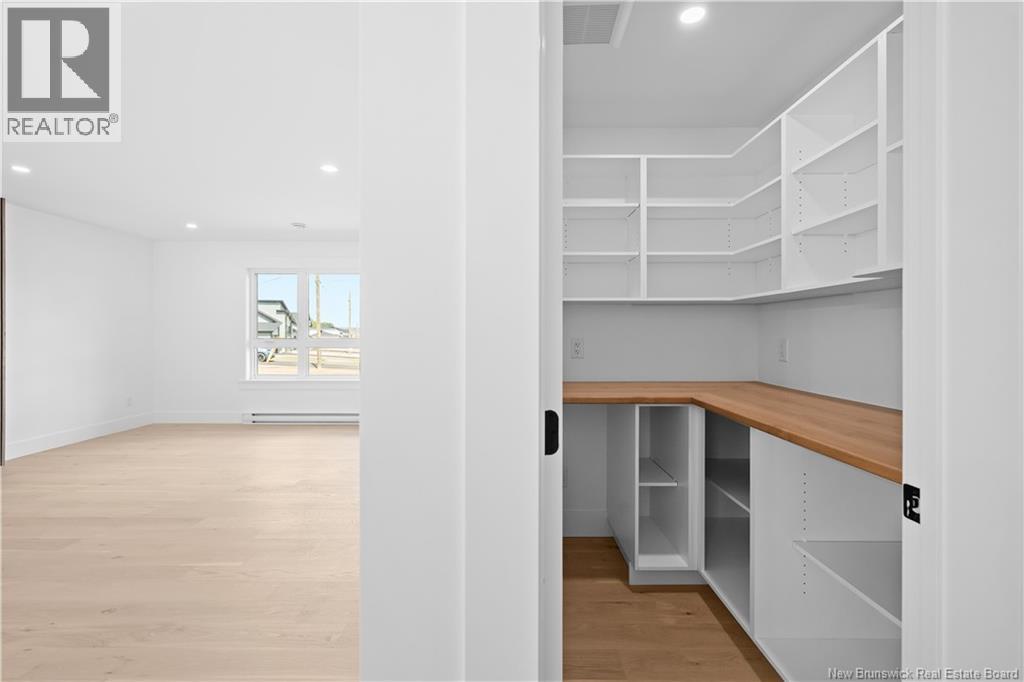 196 Carrington Drive Property Photo 23