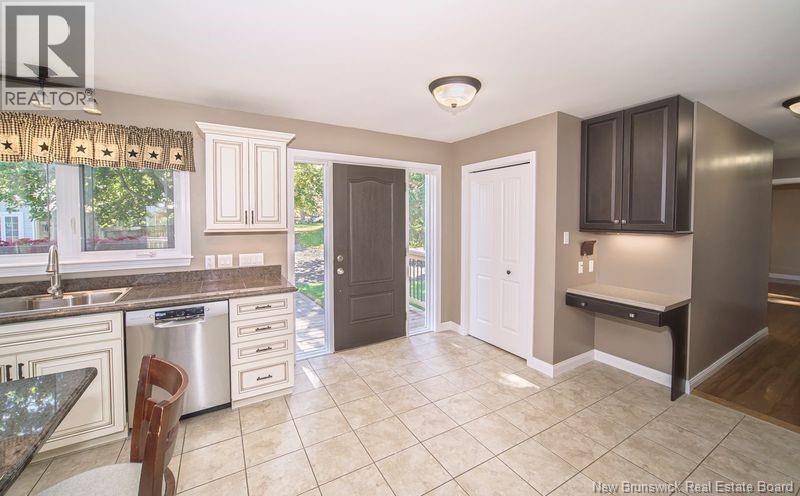 31 Riverview Drive Property Photo 6