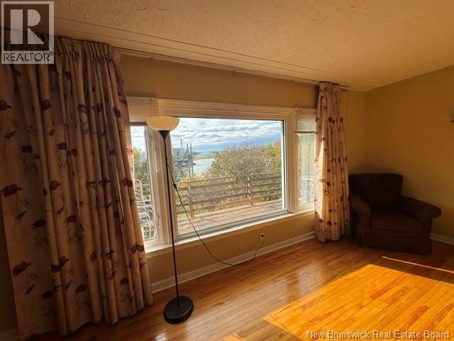 44 Fallsview Avenue Property Photo 14
