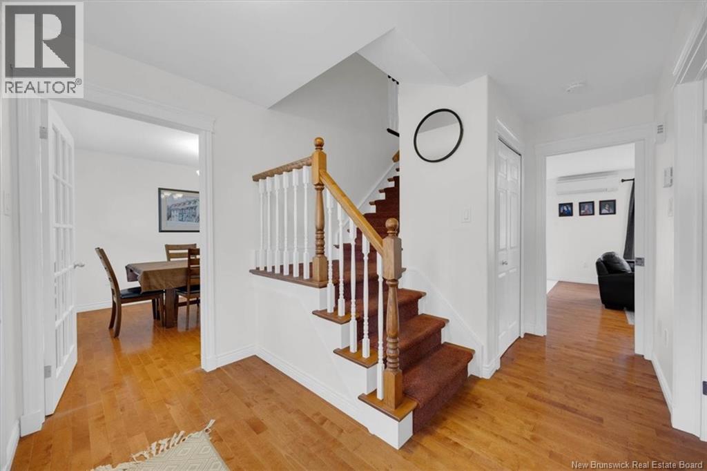 27 Cove Crescent Property Photo 4